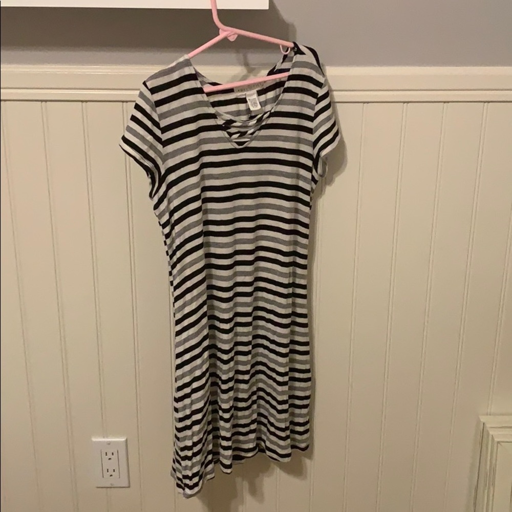 T-shirt dress